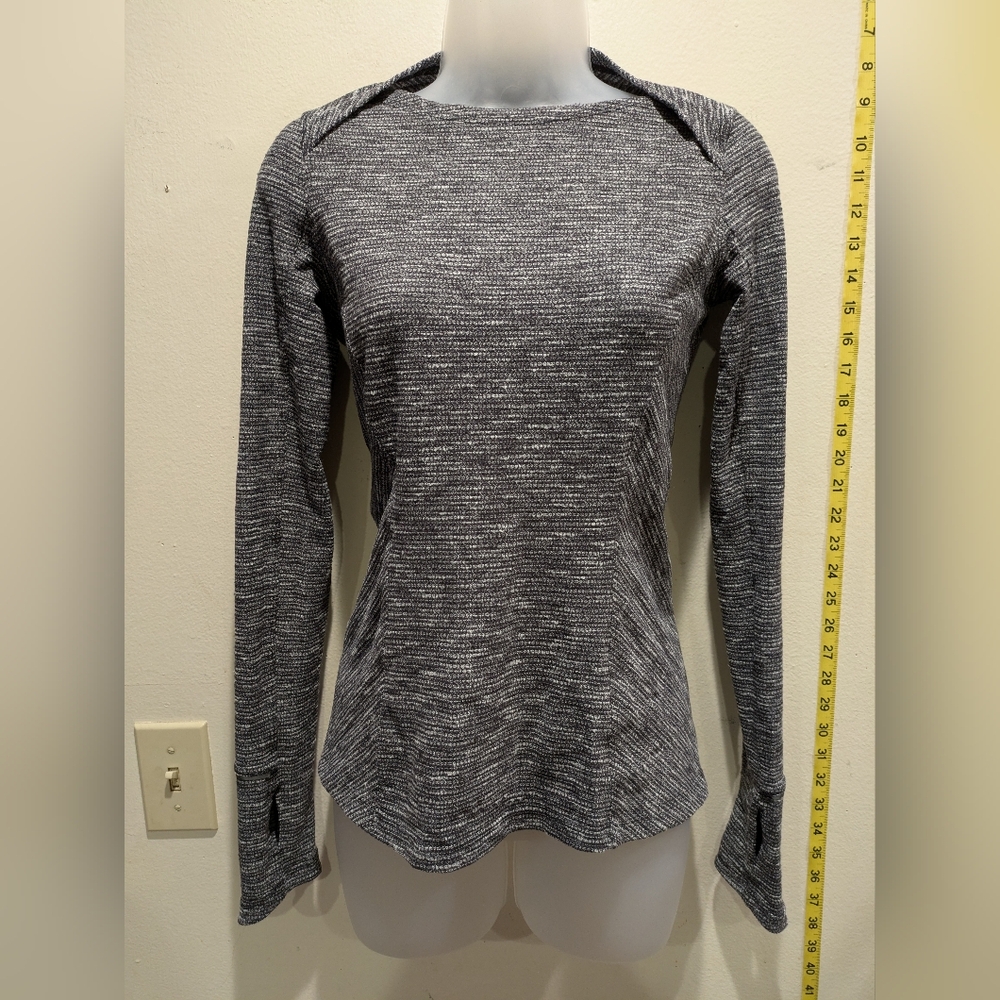 Lululemon Athletica Black and White Women's Sweatshirt Size 4